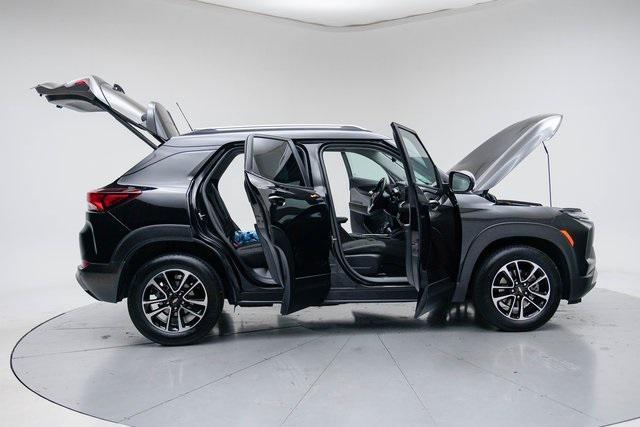 used 2024 Chevrolet TrailBlazer car, priced at $21,995