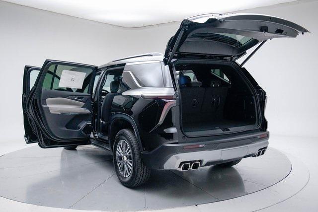 new 2026 Chevrolet Traverse car, priced at $45,773