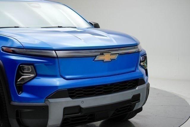 new 2025 Chevrolet Silverado EV car, priced at $72,960