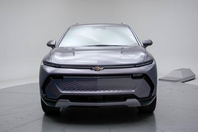 new 2025 Chevrolet Equinox EV car, priced at $39,462
