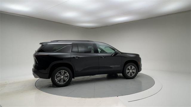 new 2025 Chevrolet Traverse car, priced at $42,280