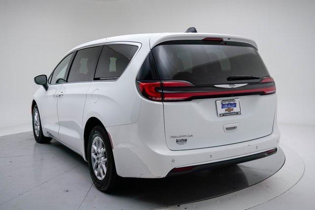 used 2023 Chrysler Pacifica car, priced at $25,594