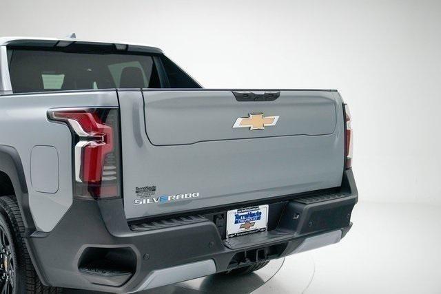 new 2025 Chevrolet Silverado EV car, priced at $71,565