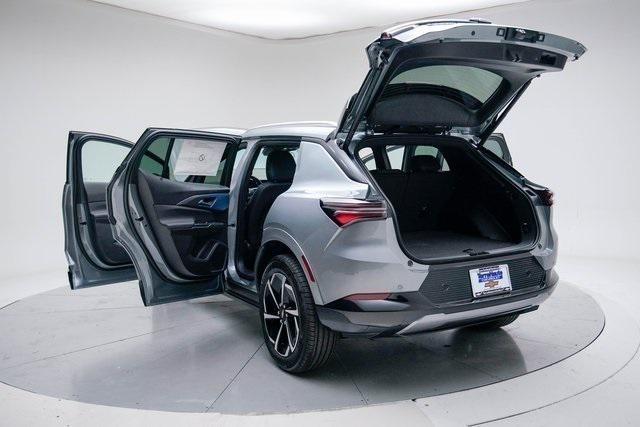 new 2025 Chevrolet Equinox EV car, priced at $43,116