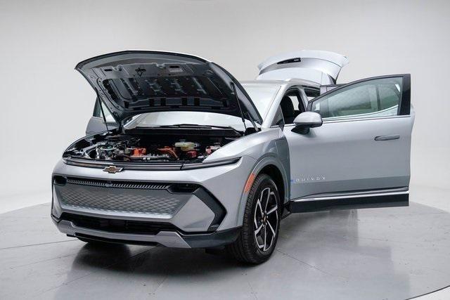 new 2025 Chevrolet Equinox EV car, priced at $43,116