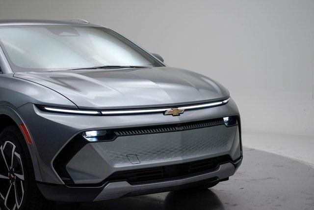 new 2025 Chevrolet Equinox EV car, priced at $43,116