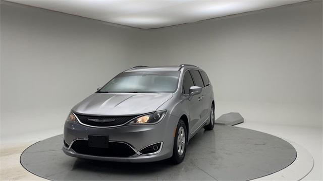 used 2017 Chrysler Pacifica car, priced at $13,899