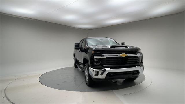 new 2025 Chevrolet Silverado 2500 car, priced at $71,100