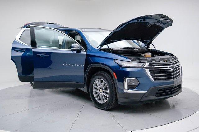 used 2022 Chevrolet Traverse car, priced at $26,999