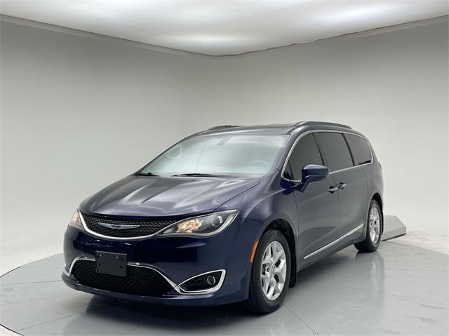 used 2017 Chrysler Pacifica car, priced at $18,801