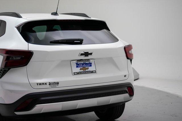 new 2025 Chevrolet Trax car, priced at $26,495