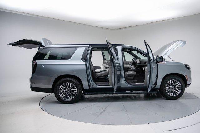 new 2026 Chevrolet Suburban car, priced at $80,665