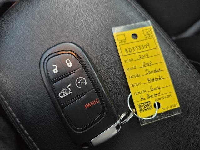 used 2019 Jeep Cherokee car, priced at $14,235