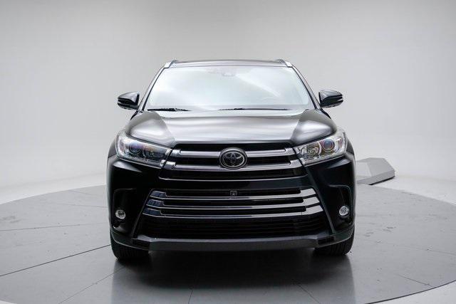 used 2019 Toyota Highlander car, priced at $28,599