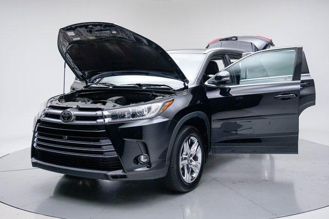 used 2019 Toyota Highlander car, priced at $28,599