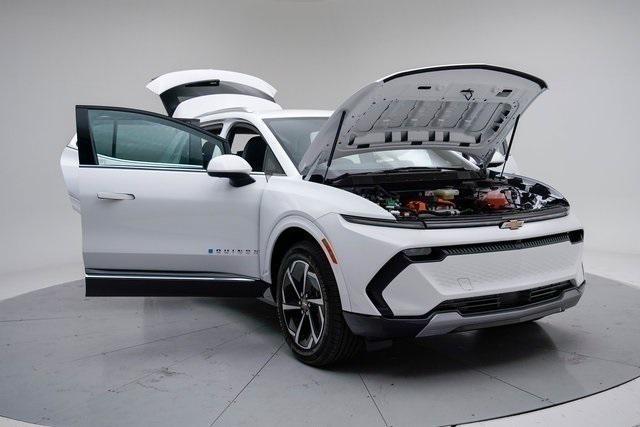new 2025 Chevrolet Equinox EV car, priced at $43,890