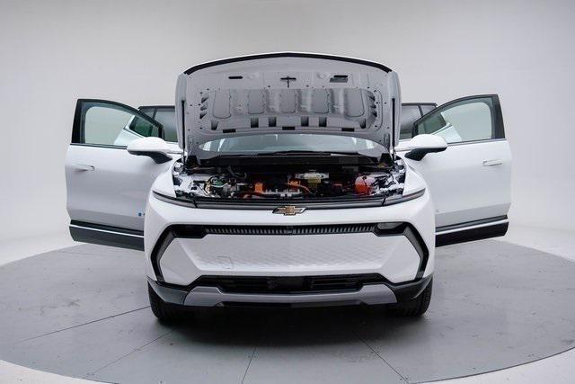 new 2025 Chevrolet Equinox EV car, priced at $43,890