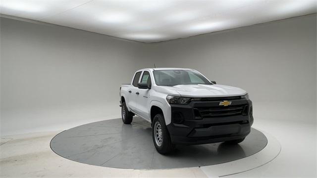 new 2024 Chevrolet Colorado car, priced at $31,835