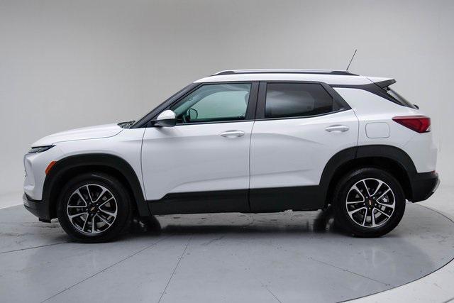 used 2024 Chevrolet TrailBlazer car, priced at $21,995
