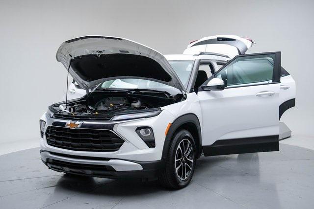 used 2024 Chevrolet TrailBlazer car, priced at $21,995