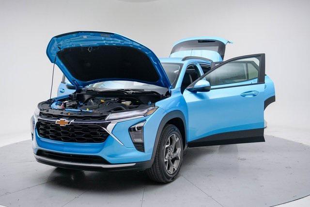 new 2026 Chevrolet Trax car, priced at $25,285