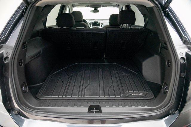 used 2022 Chevrolet Equinox car, priced at $22,575