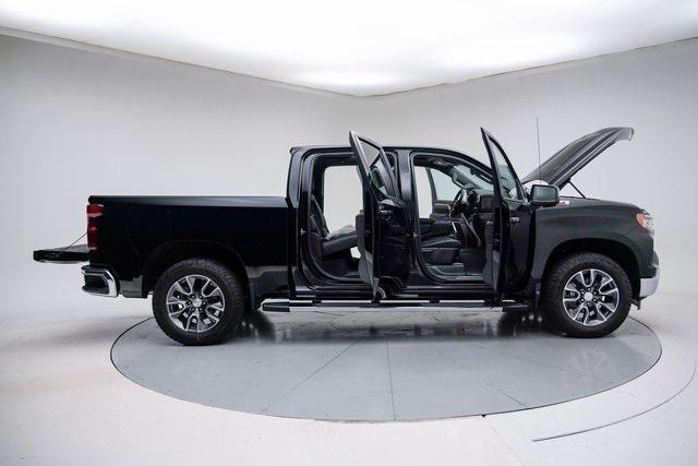 new 2025 Chevrolet Silverado 1500 car, priced at $57,234