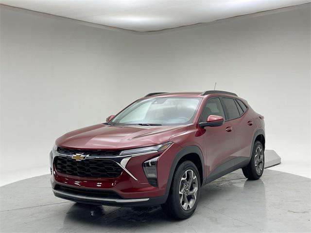 new 2025 Chevrolet Trax car, priced at $24,985