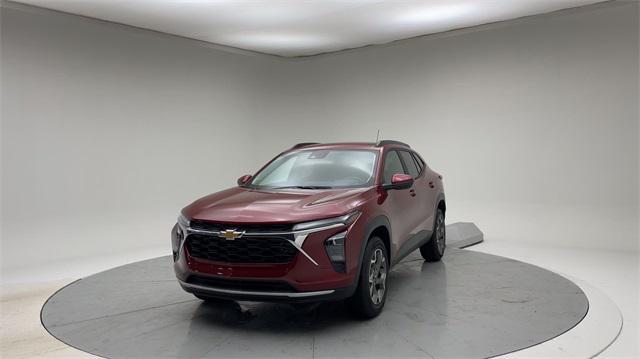 new 2025 Chevrolet Trax car, priced at $24,985