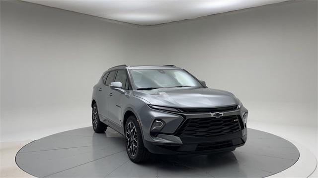 new 2025 Chevrolet Blazer car, priced at $46,389