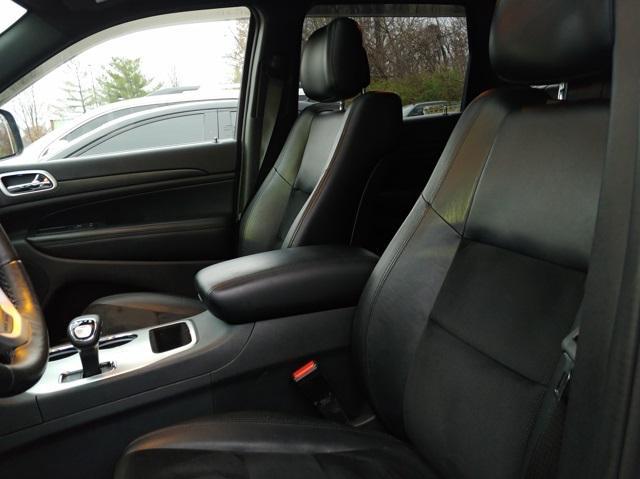 used 2015 Jeep Grand Cherokee car, priced at $18,395