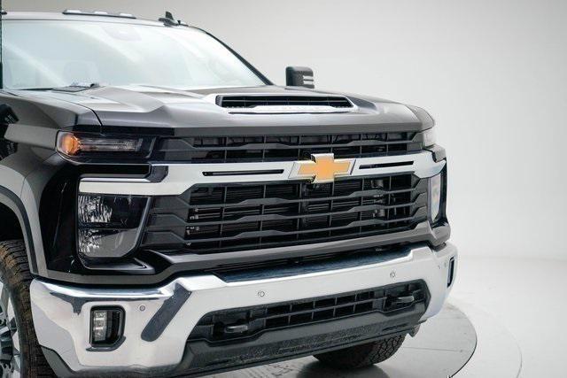 new 2025 Chevrolet Silverado 2500 car, priced at $73,745
