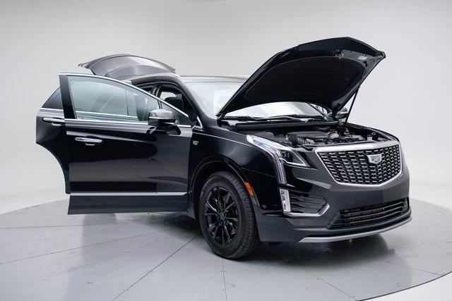 used 2023 Cadillac XT5 car, priced at $37,189
