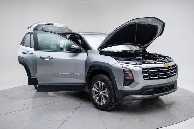 new 2025 Chevrolet Equinox car, priced at $29,559