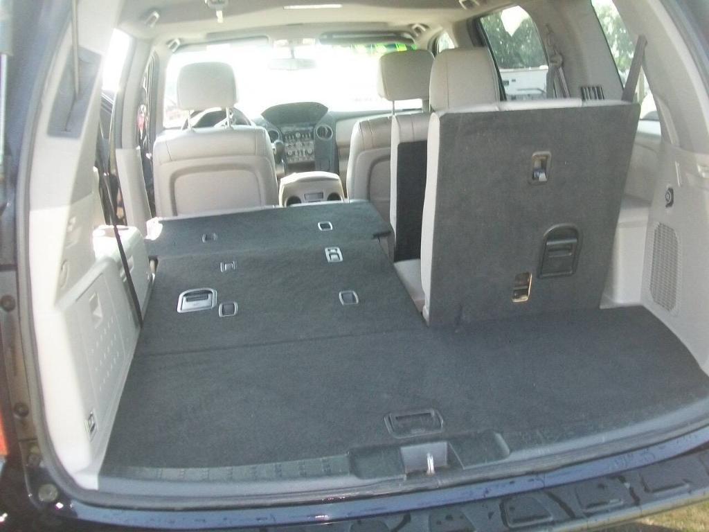 used 2012 Honda Pilot car, priced at $7,995