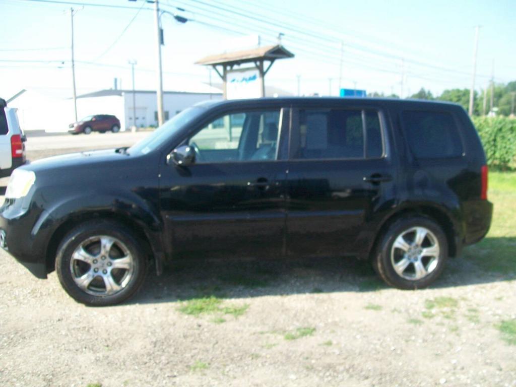 used 2012 Honda Pilot car, priced at $7,995
