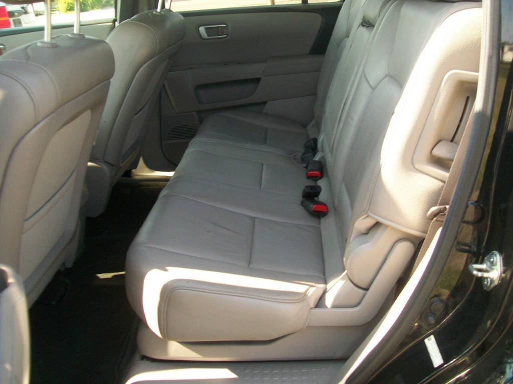 used 2012 Honda Pilot car, priced at $7,995