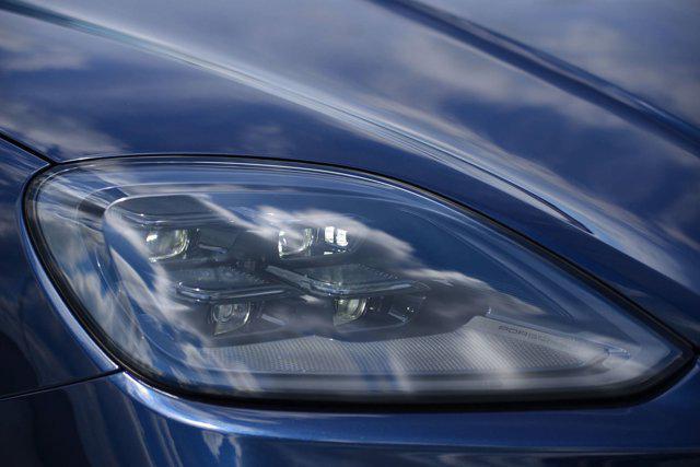new 2025 Porsche Cayenne car, priced at $137,485