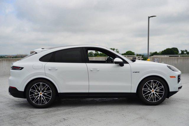 new 2025 Porsche Cayenne car, priced at $132,155