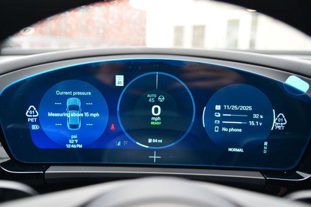 new 2025 Porsche Macan car, priced at $95,565