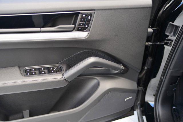 new 2025 Porsche Cayenne car, priced at $108,805
