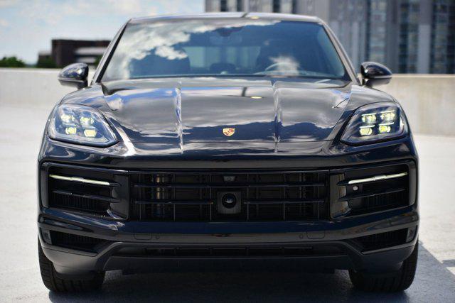new 2025 Porsche Cayenne car, priced at $108,805