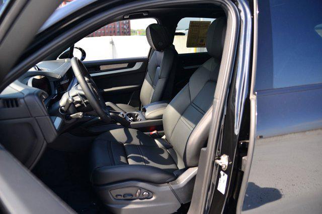 new 2025 Porsche Cayenne car, priced at $136,435