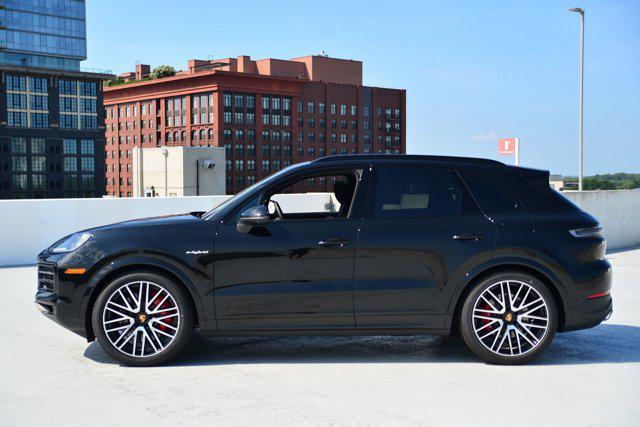 new 2025 Porsche Cayenne car, priced at $136,435