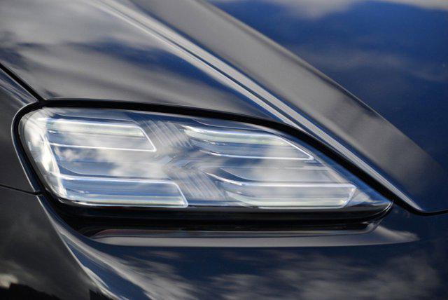 new 2025 Porsche Macan car, priced at $95,455
