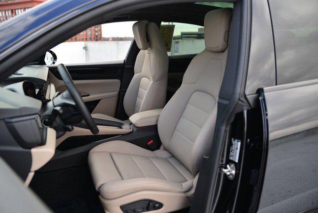new 2025 Porsche Macan car, priced at $95,455