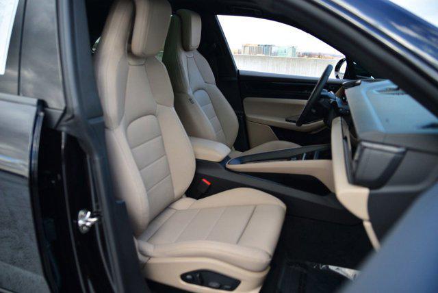 new 2025 Porsche Macan car, priced at $95,455