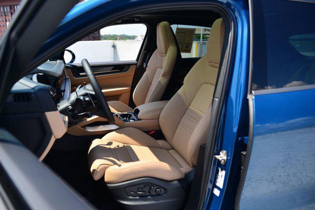 new 2025 Porsche Cayenne car, priced at $184,015