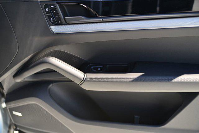 new 2025 Porsche Cayenne car, priced at $113,755