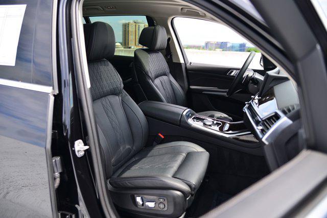 used 2025 BMW X7 car, priced at $72,999